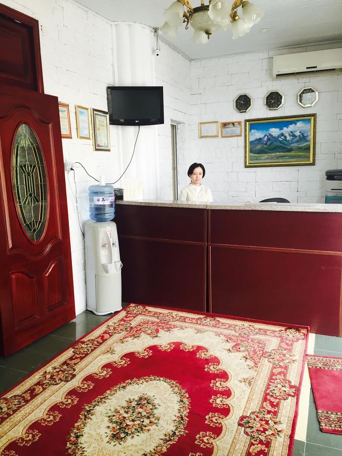 Hotel Ark Ms Taraz Exterior photo