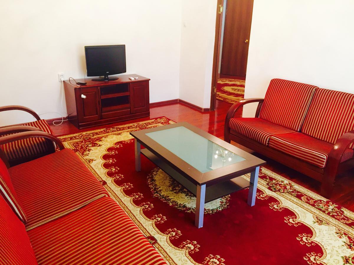 Hotel Ark Ms Taraz Exterior photo