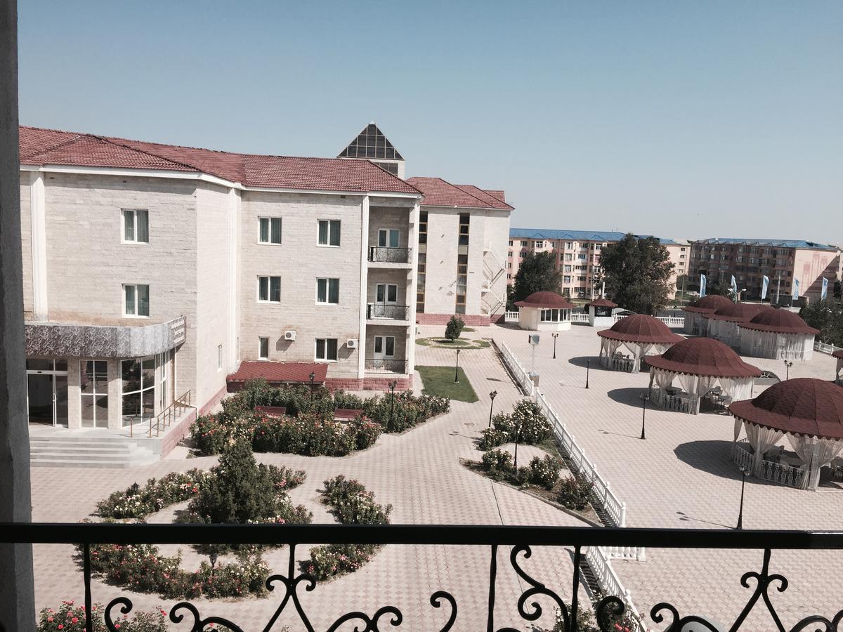 Hotel Ark Ms Taraz Exterior photo